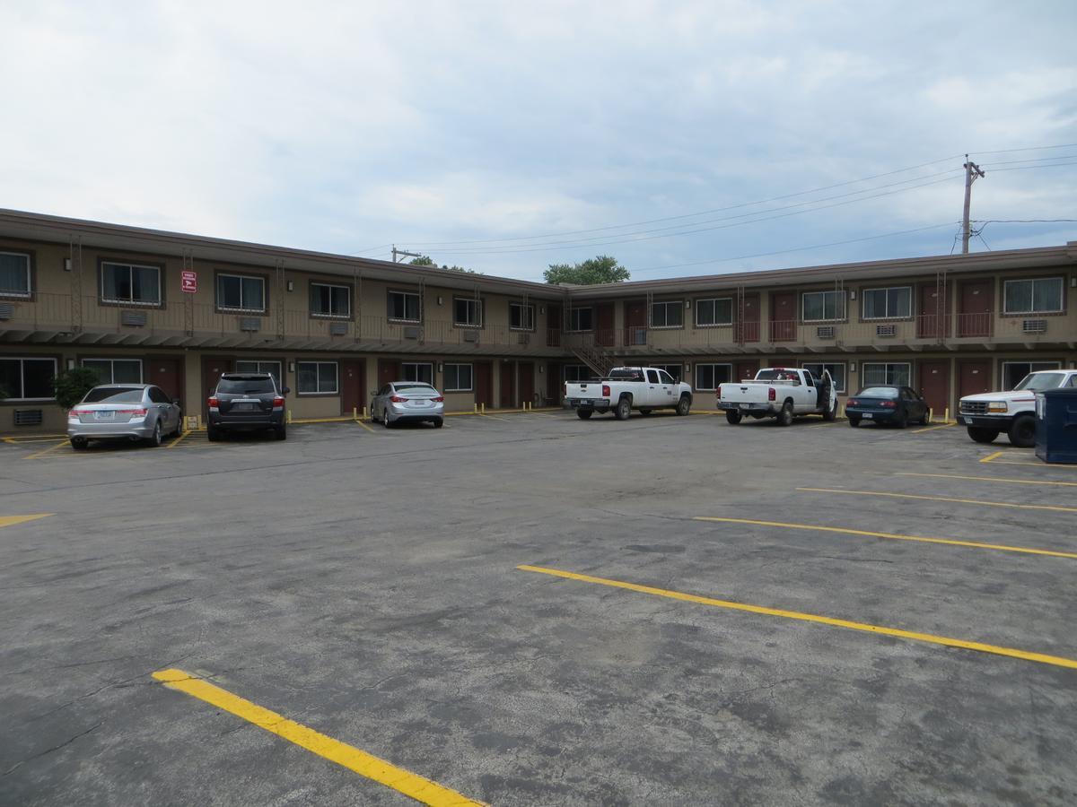 Deluxe Inn/Extended Stay - Council Bluffs Carter Lake Dış mekan fotoğraf
