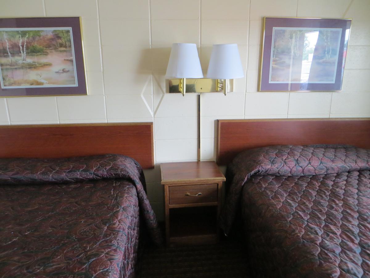 Deluxe Inn/Extended Stay - Council Bluffs Carter Lake Dış mekan fotoğraf